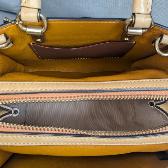 NWT Coach Rogue 17 in Original Natural Leather Carrot Brass Crossbody - Picture 11 of 12